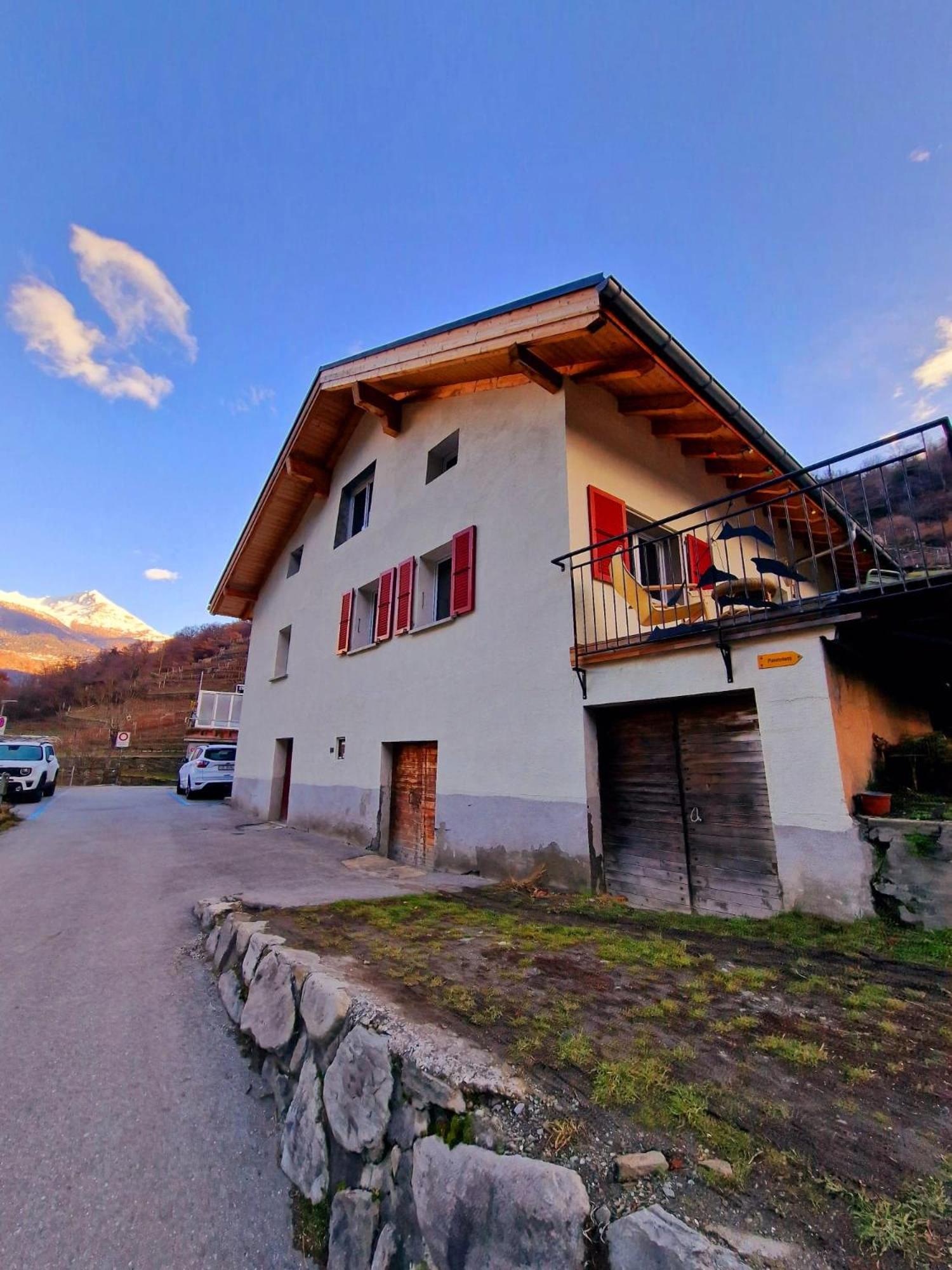 Kunstplanet Im Herzen Der Alpen Am Planetenweg Visp Exterior photo